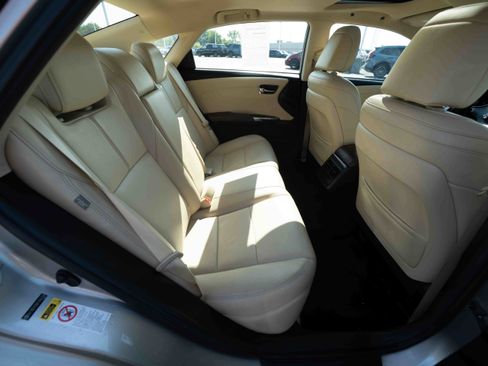 Used 2015 Toyota Avalon XLE Premium FWD image 24
