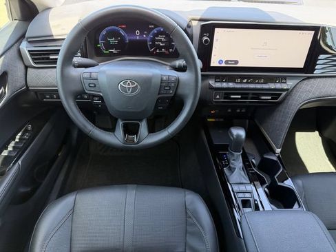 Certified 2025 Toyota Camry XLE FWD image 13