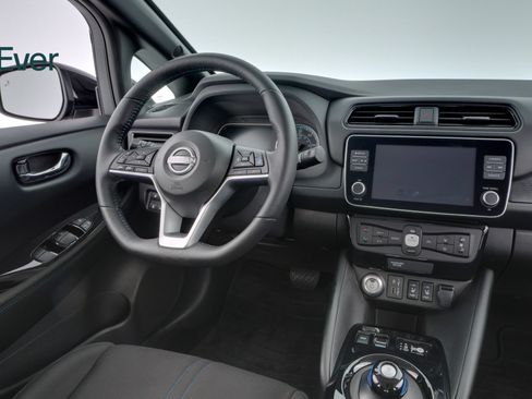 Used 2024 Nissan Leaf SV Plus FWD image 23