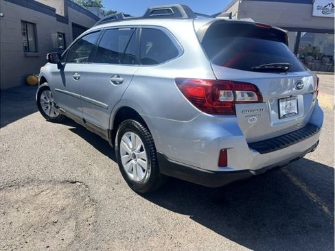 Used 2017 Subaru Outback 2.5i Premium AWD/4WD image 21