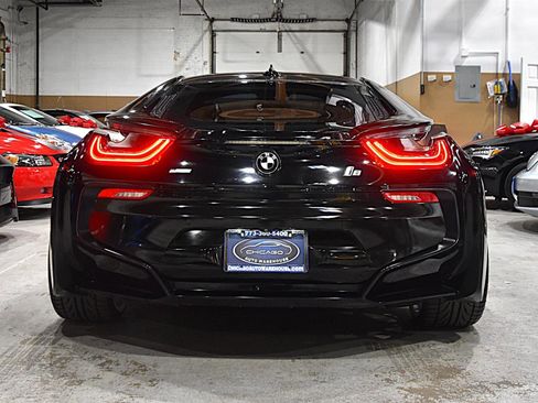 Used 2016 BMW i8 AWD/4WD image 7