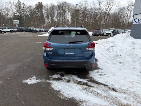 Used 2019 Subaru Forester Premium image 7