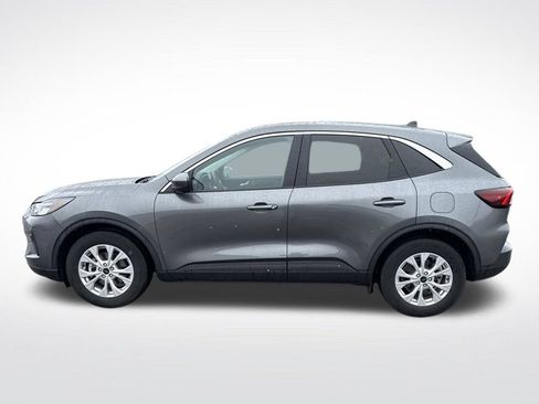 Used 2023 Ford Escape Active w/ Tech Pack #2 FWD image 3