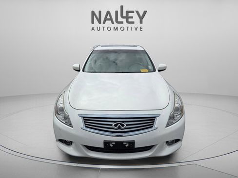Used 2011 INFINITI G37 x w/ Premium Pkg image 8