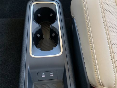 New 2026 Nissan Armada Platinum image 15