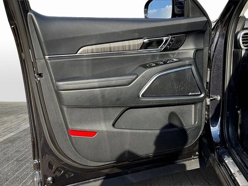 Certified 2025 Kia Telluride SX Prestige image 18