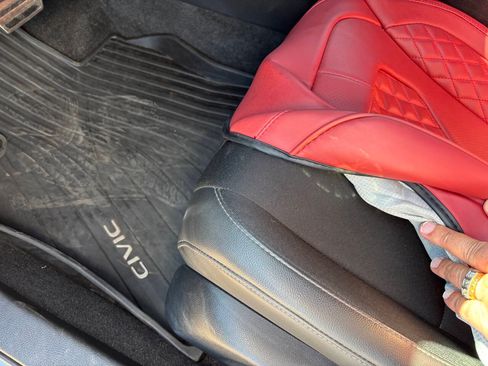 Used 2024 Honda Civic Sport image 11