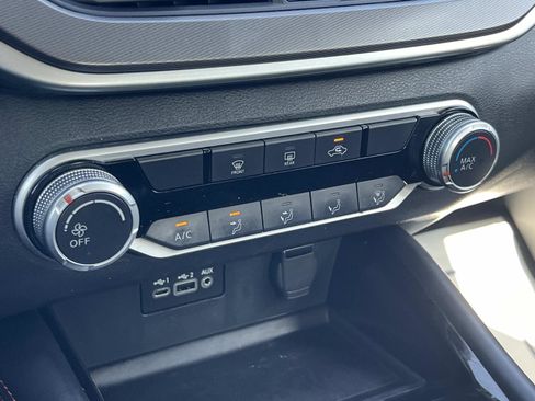 Used 2023 Nissan Altima 2.5 SR image 15