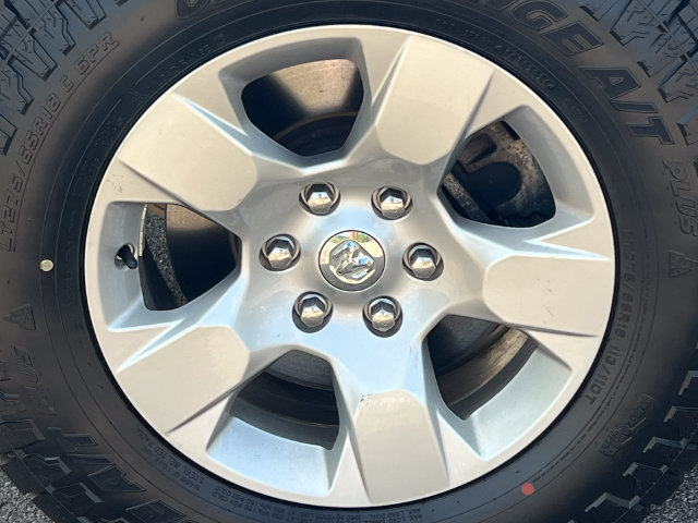 Used 2023 RAM 1500 Big Horn AWD/4WD image 10