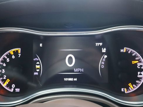 Used 2018 Jeep Grand Cherokee Overland AWD/4WD image 33