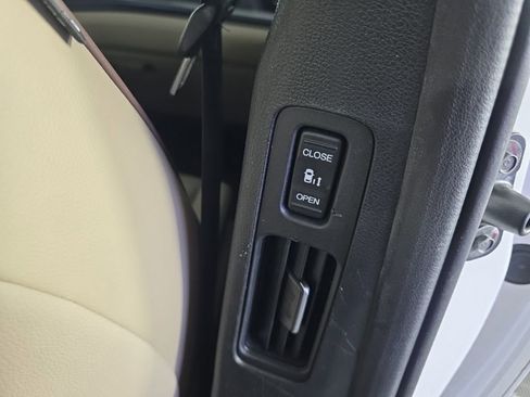Used 2023 Honda Odyssey Elite image 38