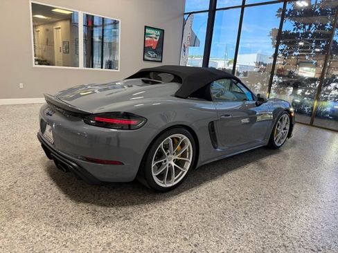Used 2023 Porsche 718 Boxster Spyder RWD image 27