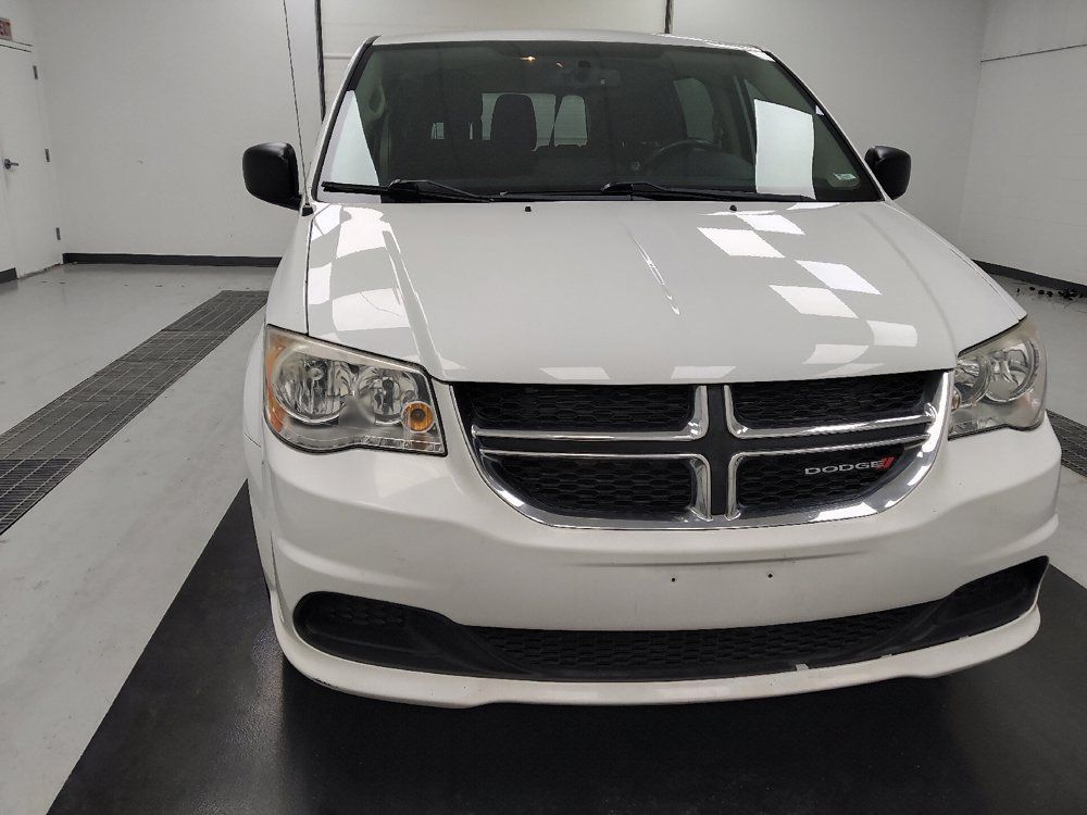Used 2016 Dodge Grand Caravan American Value Package w/ UConnect Hands-Free Group FWD image 14