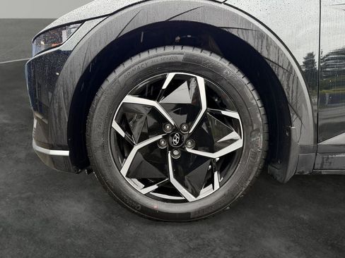 Used 2024 Hyundai Ioniq 5 SEL AWD/4WD image 4