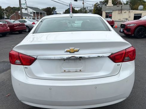 Used 2016 Chevrolet Impala LT w/ Convenience Package image 6