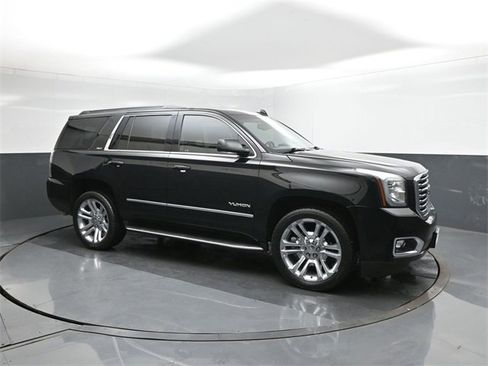 Used 2018 GMC Yukon SLT w/ Premium Edition image 17