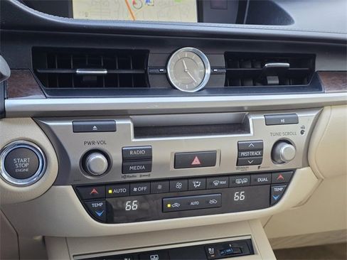 Used 2014 Lexus ES 350 image 18