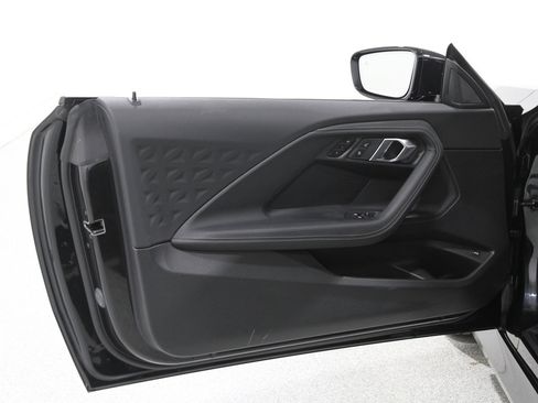 Certified 2025 BMW 230i xDrive 230i xDrive w/ Convenience Package image 4