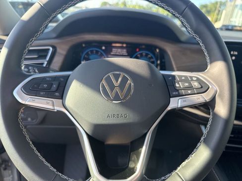 New 2026 Volkswagen Atlas SE AWD/4WD image 16
