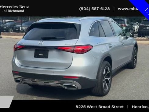 Used 2025 Mercedes-Benz GLC 350e 4MATIC image 2