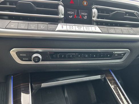 Used 2021 BMW X5 xDrive40i w/ Convenience Package image 29