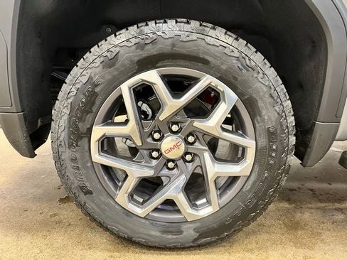 New 2025 GMC Sierra 1500 SLT w/ SLT Premium Package image 22