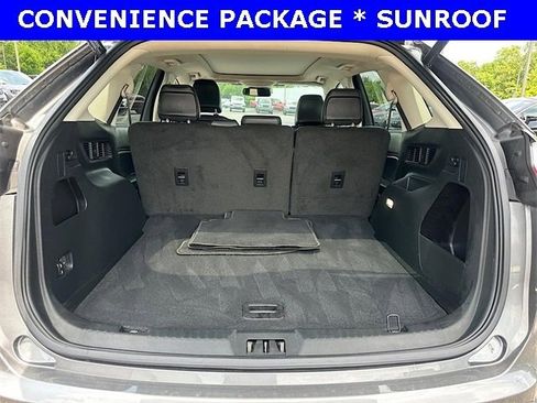 Used 2022 Ford Edge SEL w/ Convenience Package image 11
