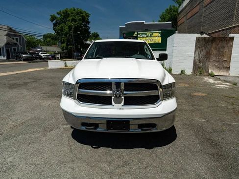 Used 2019 RAM 1500 Classic SLT w/ Protection Group AWD/4WD image 9