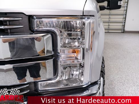Used 2019 Ford F250 Lariat image 8