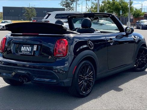 Used 2023 MINI Cooper S w/ Signature Upholstery Package FWD image 12