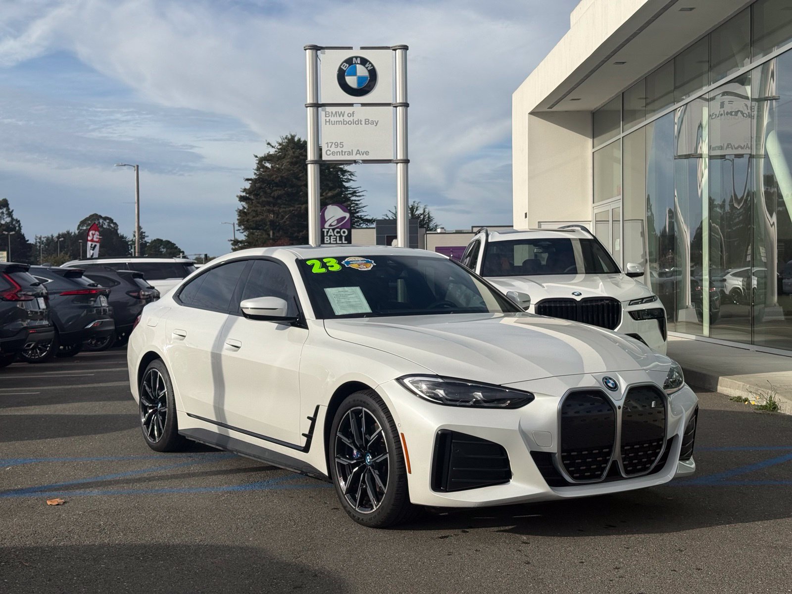 Used 2023 BMW i4 eDrive40 w/ M Sport Package RWD image 1