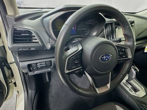 Used 2023 Subaru Crosstrek 2.0i Premium AWD/4WD image 11