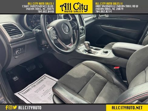 Used 2018 Jeep Grand Cherokee Trailhawk AWD/4WD image 11