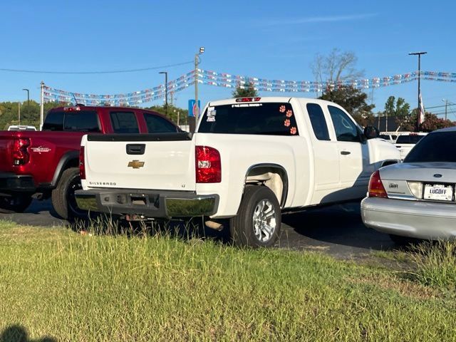 Used 2013 Chevrolet Silverado 1500 LT RWD image 2