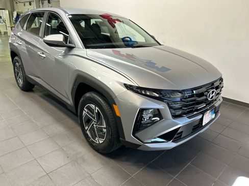 New 2026 Hyundai Tucson Blue SE AWD/4WD image 2