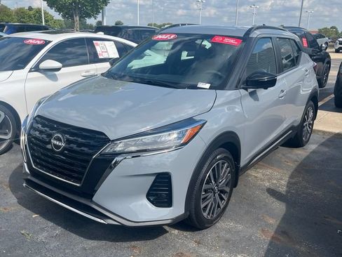 Certified 2023 Nissan Kicks SR w/ SR Premium Package FWD image 1