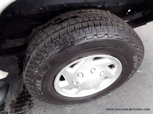 Used 2014 Ford E-250 and Econoline 250 E 250 3dr Cargo Van w/ Power Group image 6