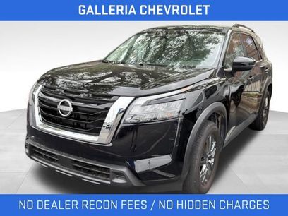 Used 2025 Nissan Pathfinder SV