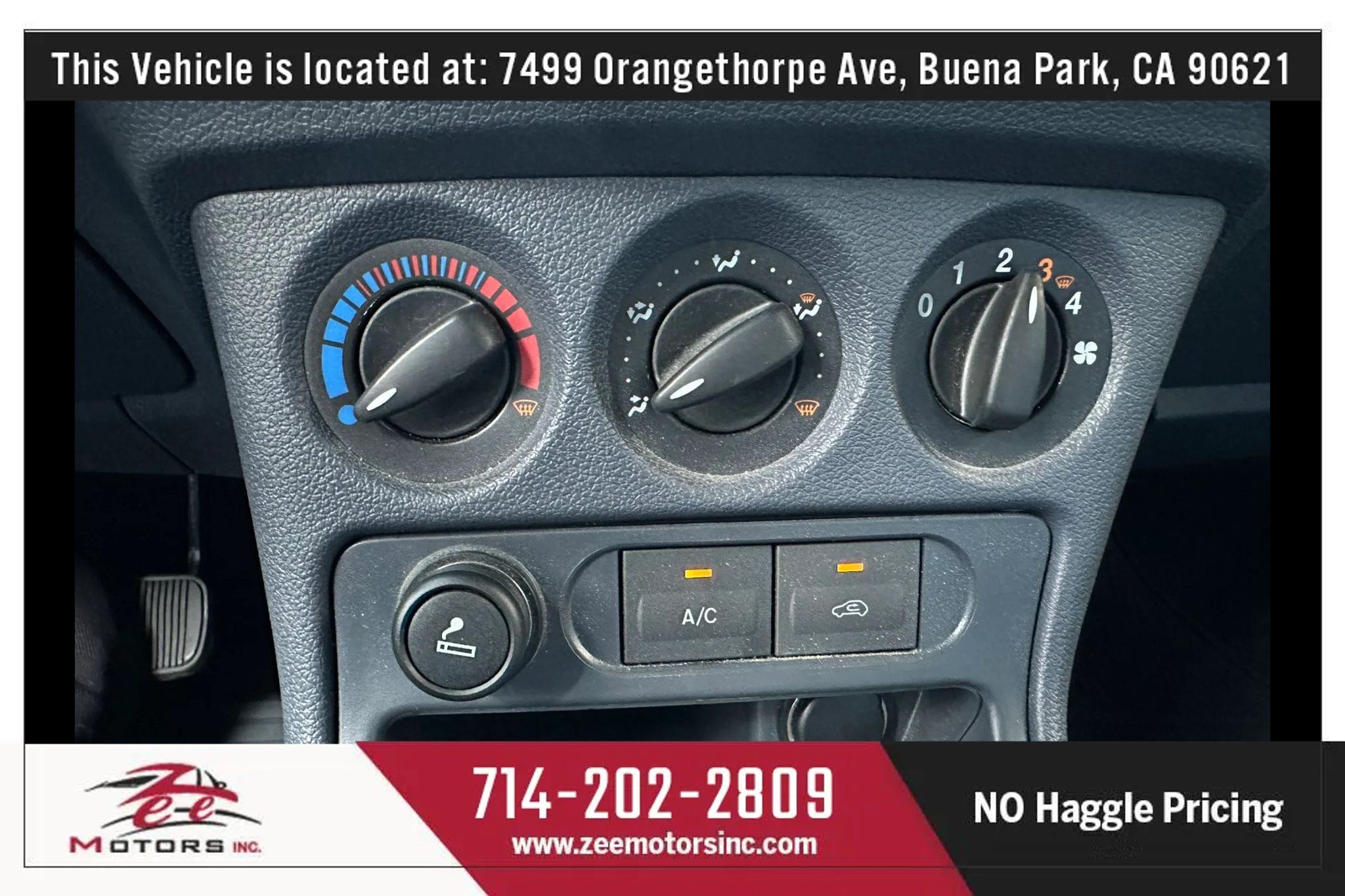 Used 2010 Ford Transit Connect XLT FWD image 30