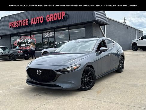 Used 2021 MAZDA MAZDA3 s FWD image 2