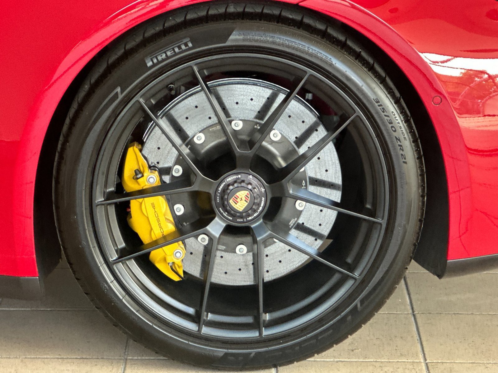 Certified 2026 Porsche 911 Targa 4 GTS AWD/4WD image 25