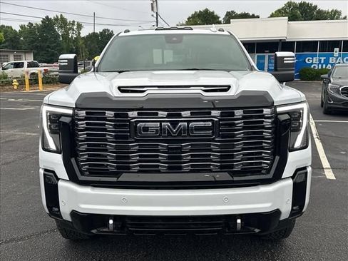 New 2026 GMC Sierra 2500 Denali Ultimate AWD/4WD image 4