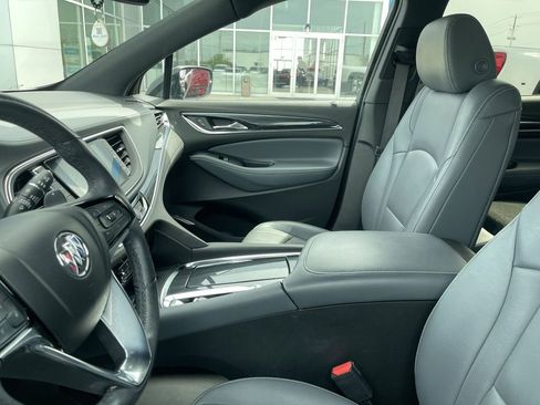 Used 2023 Buick Enclave Essence w/ Experience Buick Package AWD/4WD image 4