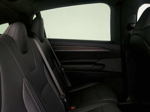 Used 2024 Tesla Model X AWD/4WD image 37