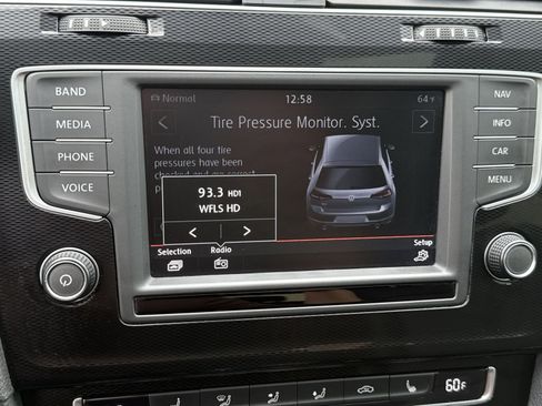 Used 2017 Volkswagen GTI Autobahn FWD image 18