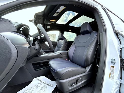 New 2026 INFINITI QX60 Sport w/ Dark Cargo Package AWD/4WD image 10