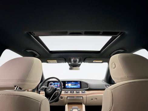 Used 2025 Mercedes-Benz GLE 450 4MATIC image 17