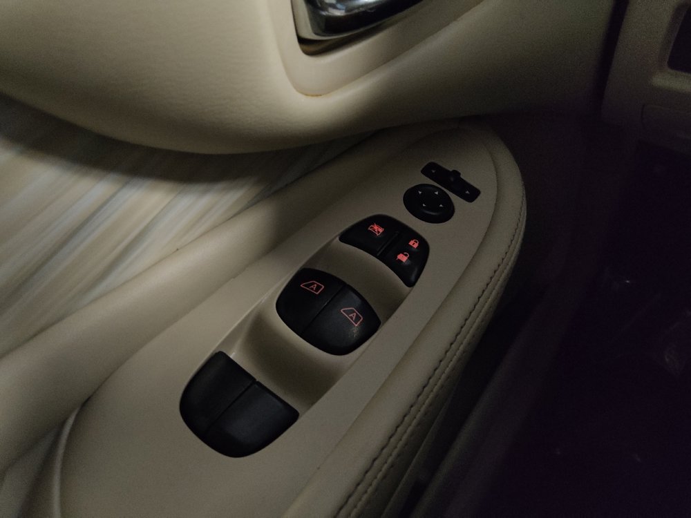 Used 2018 Nissan Murano SV w/ Premium Package FWD image 27