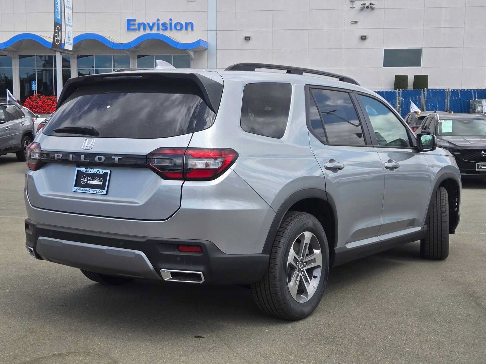 New 2026 Honda Pilot EX-L image 4