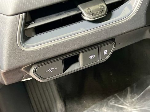 New 2025 Kia K4 GT-Line image 10